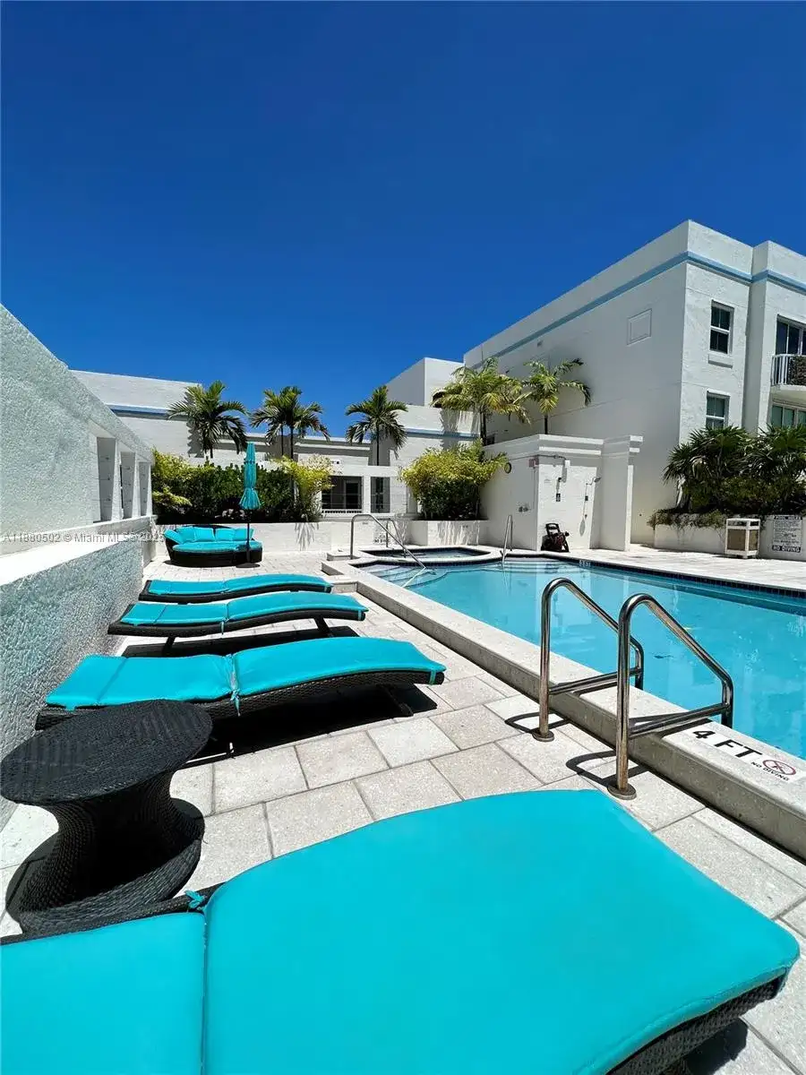 9172 Collins Ave # 214, Surfside FL 33154 photo 2