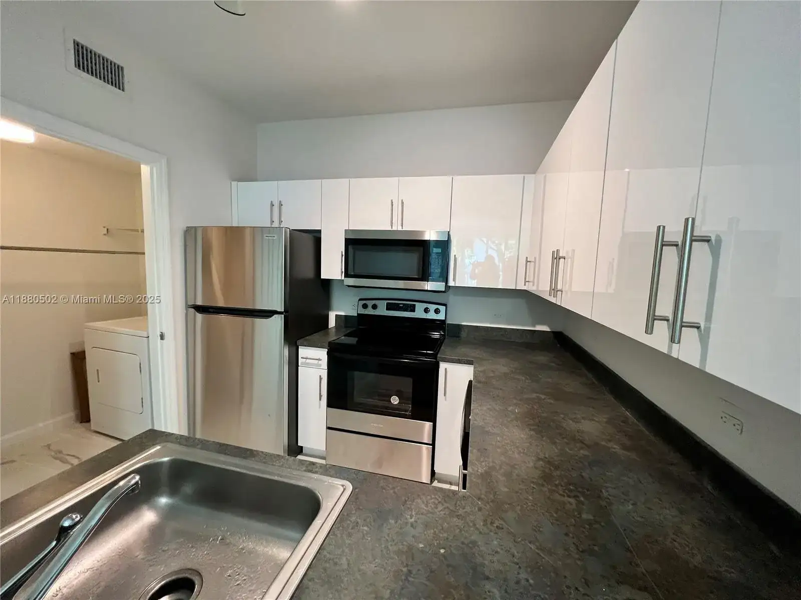 9172 Collins Ave # 214, Surfside FL 33154 photo 5