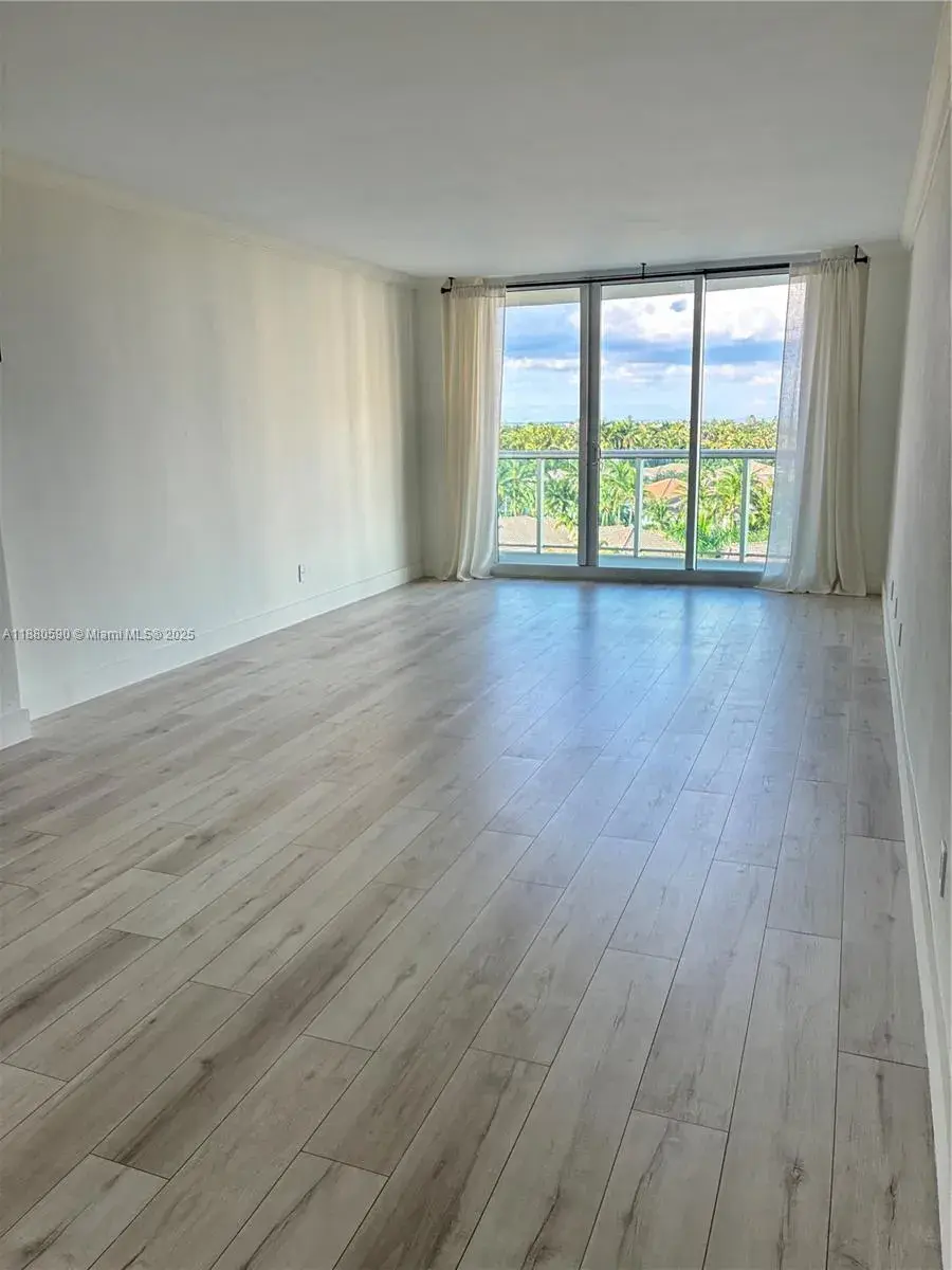 19380 Collins Ave # 718, Sunny Isles Beach FL 33160