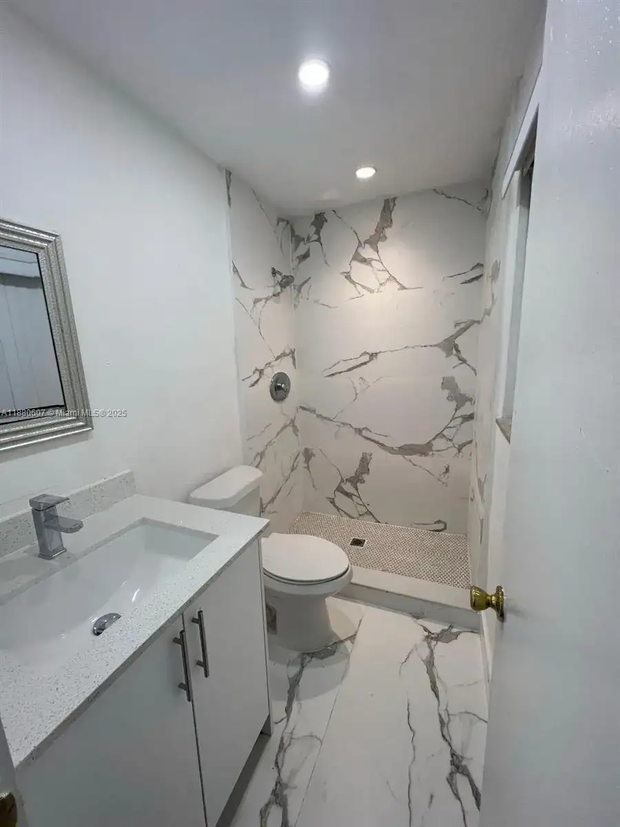 222 SW 8th St # C, Dania Beach FL 33004 photo 3