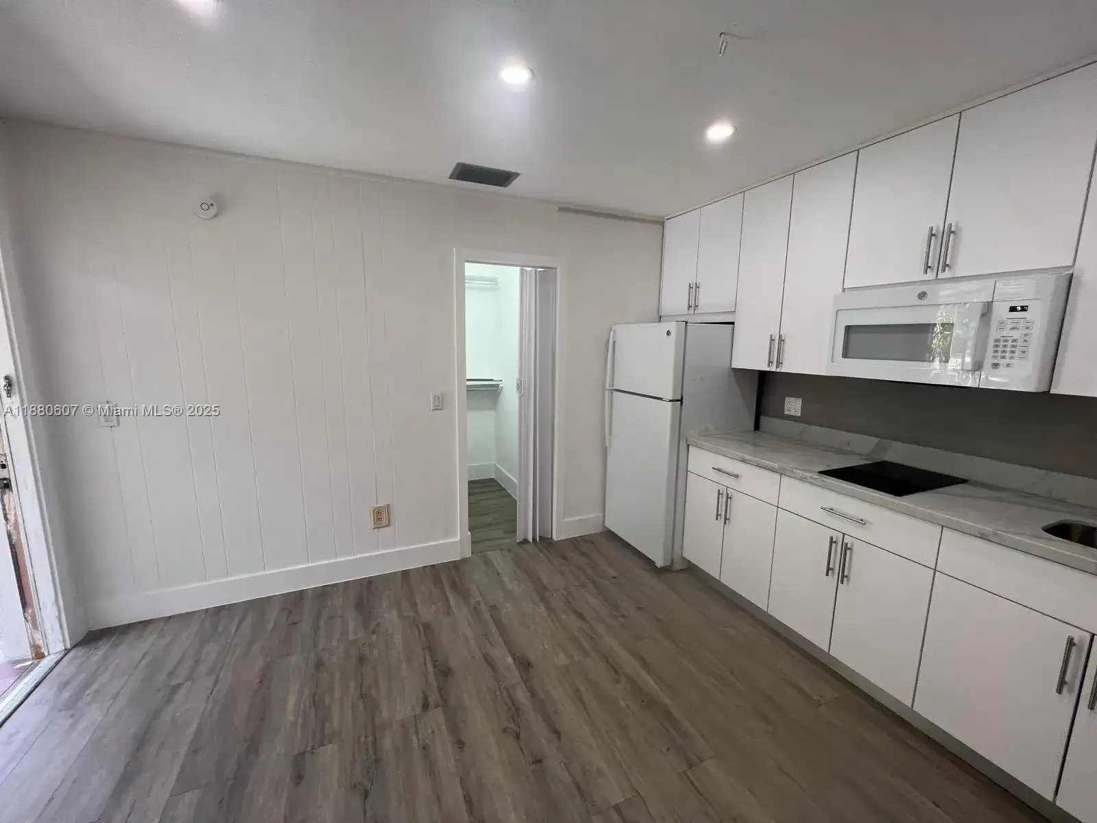 222 SW 8th St # C, Dania Beach FL 33004 photo 5