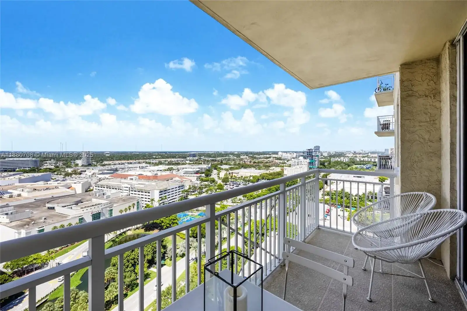 19501 W Country Club Dr # 2412, Aventura FL 33180 photo 3