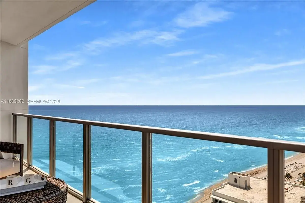 3101 S Ocean Dr # 2307, Hollywood FL 33019