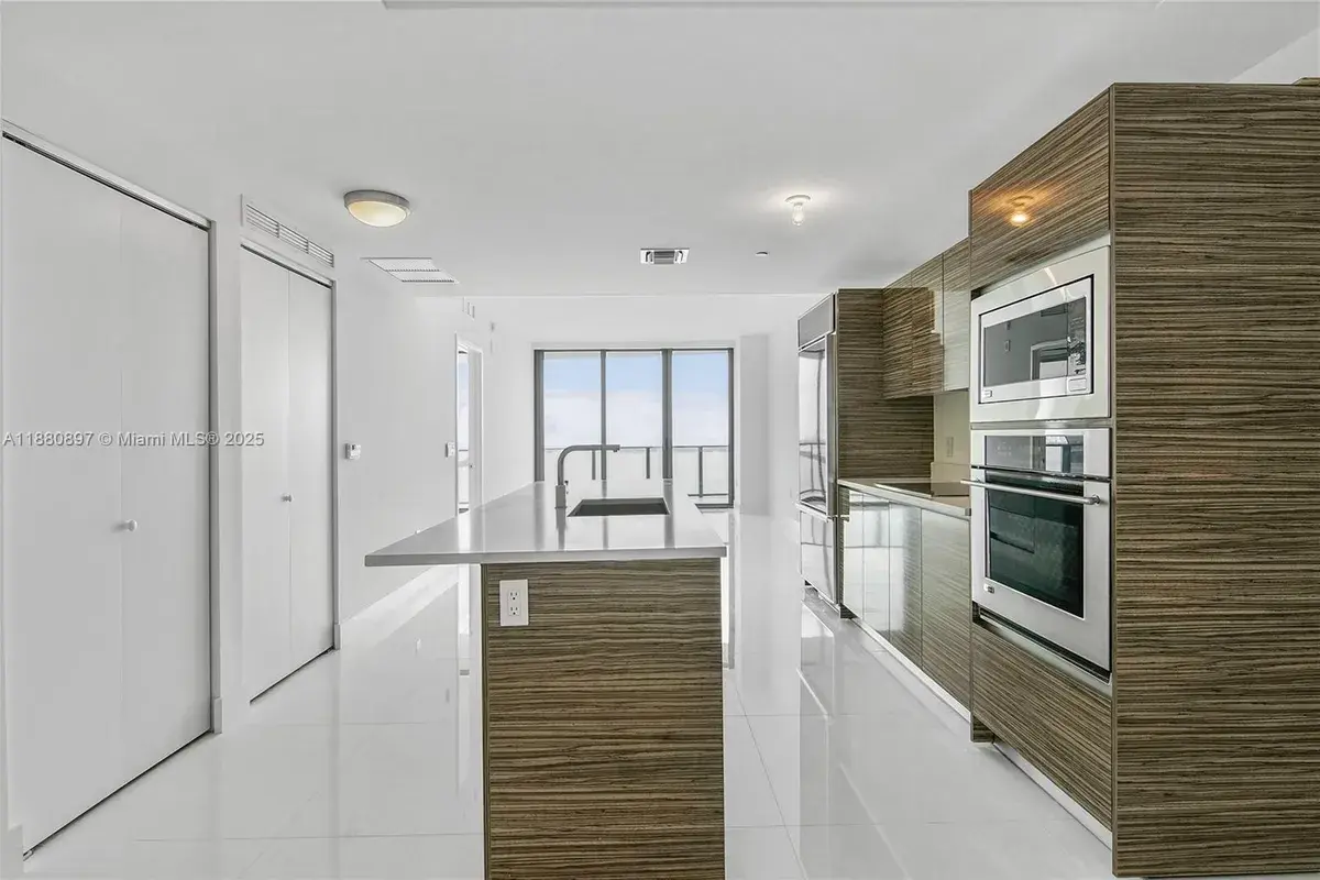 460 NE 28th St # 3507, Miami FL 33137