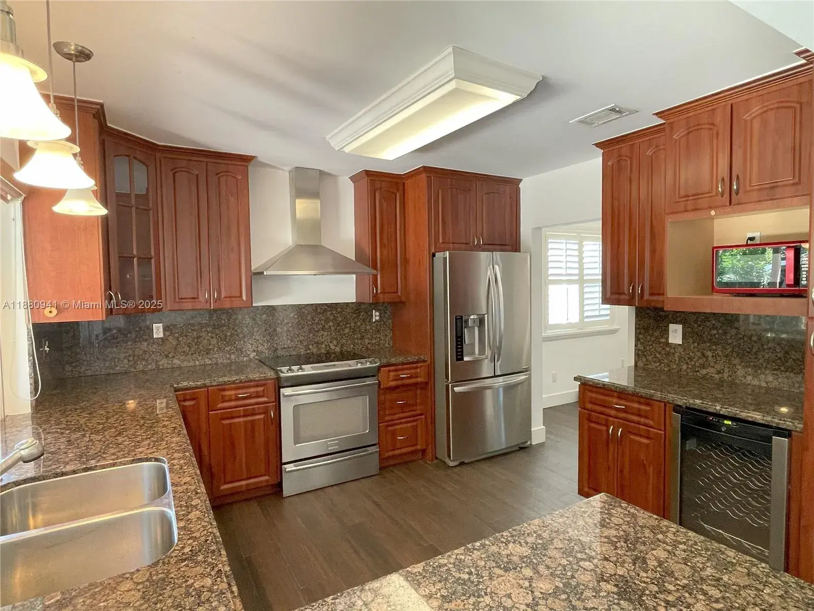 5740 SW 45th Ter, Miami FL 33155
