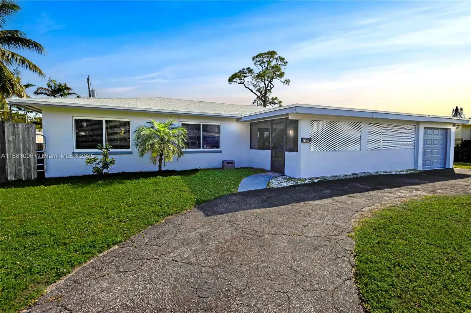 4410 NW 10th St, Coconut Creek FL 33066