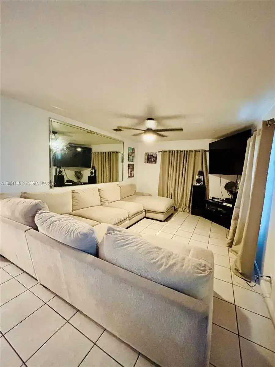 2239 ATLANTA ST, Hollywood FL 33020 photo 2