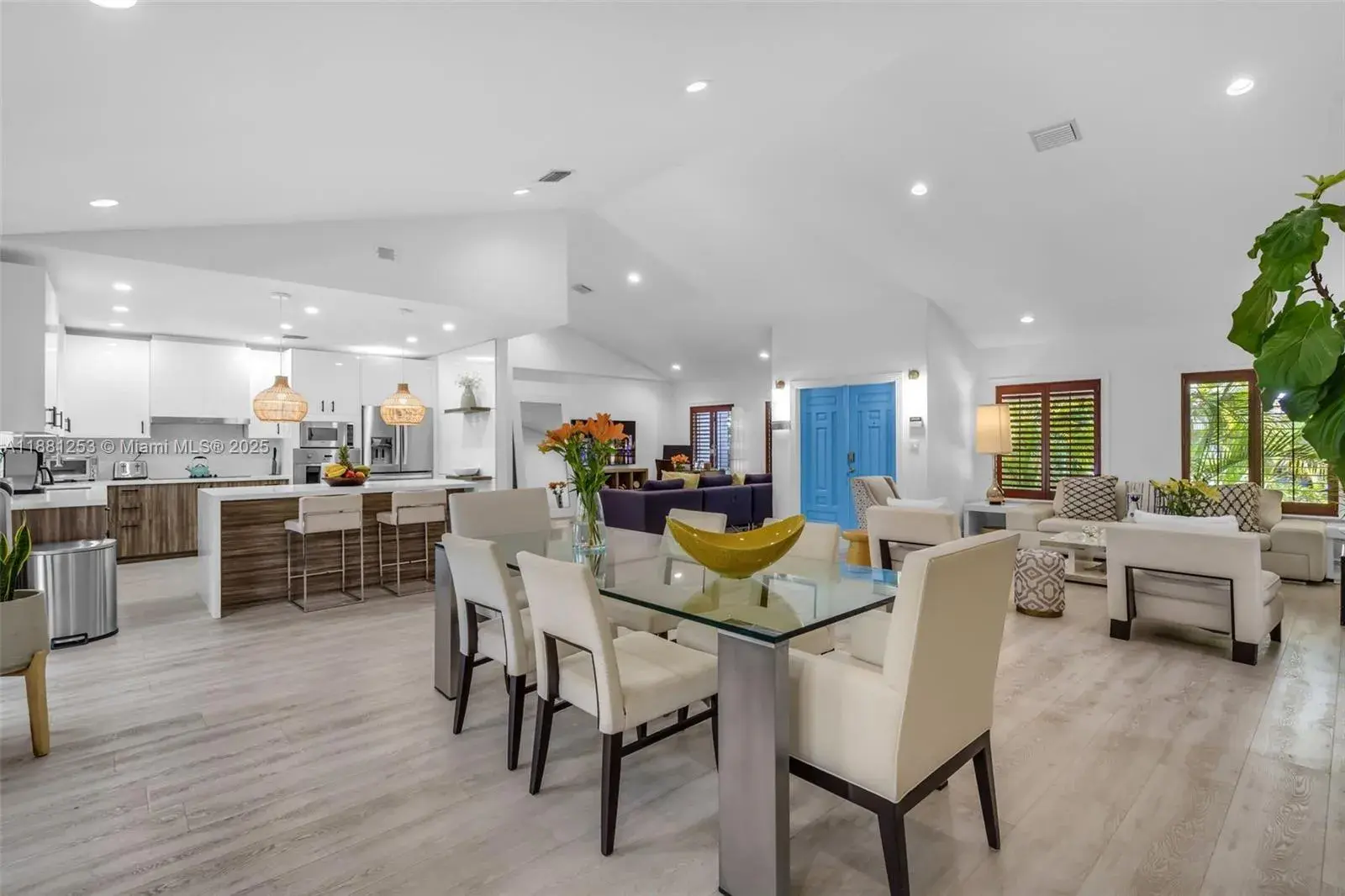 340 Woodcrest Rd, Key Biscayne FL 33149