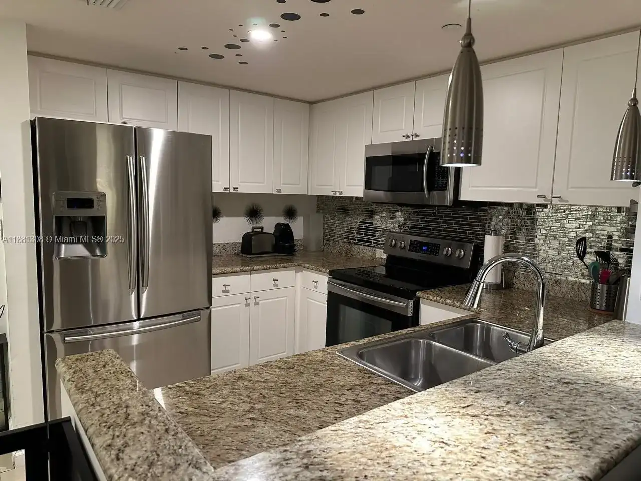19501 S W country Club dr # 1706, Aventura FL 33180 photo 3