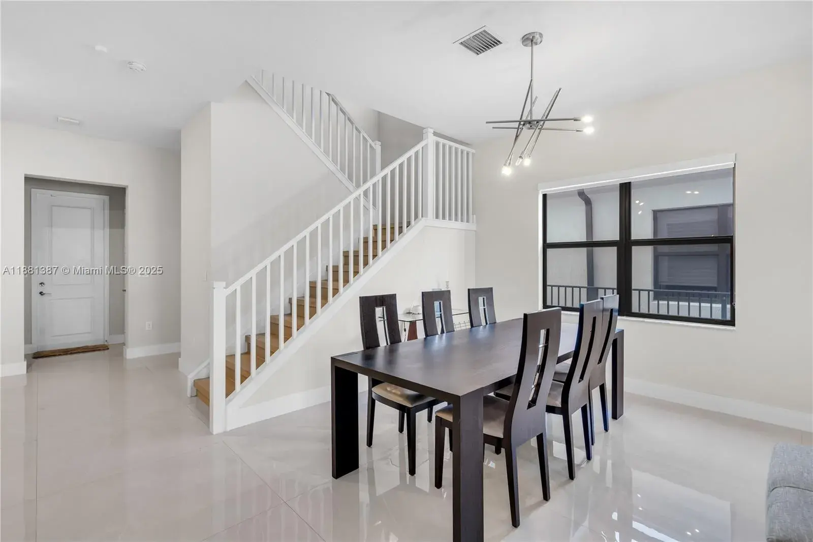 17571 SW 46th St, Miramar FL 33029
