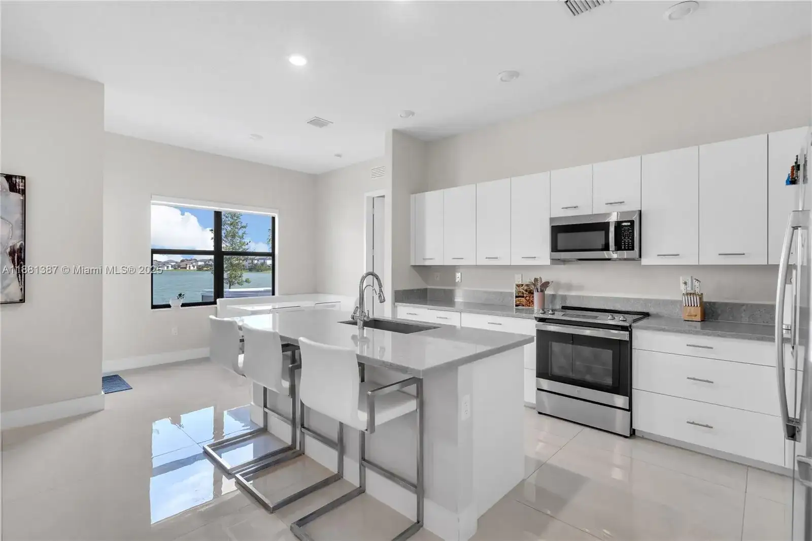 17571 SW 46th St, Miramar FL 33029 photo 5