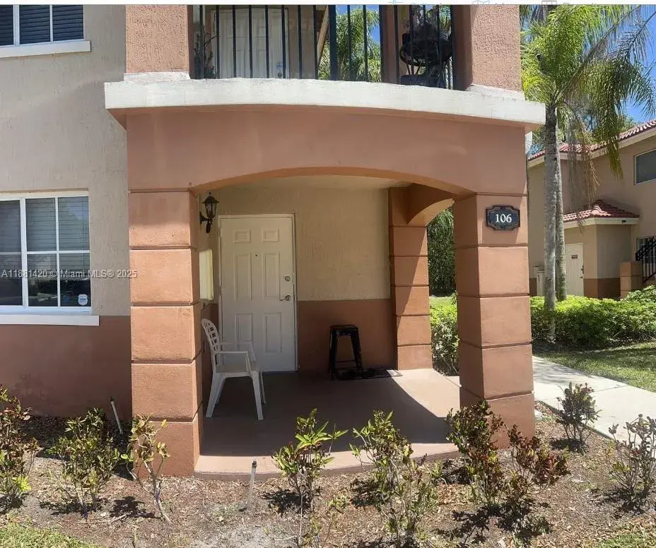 3500 Briar Bay Blvd # 106, West Palm Beach FL 33411