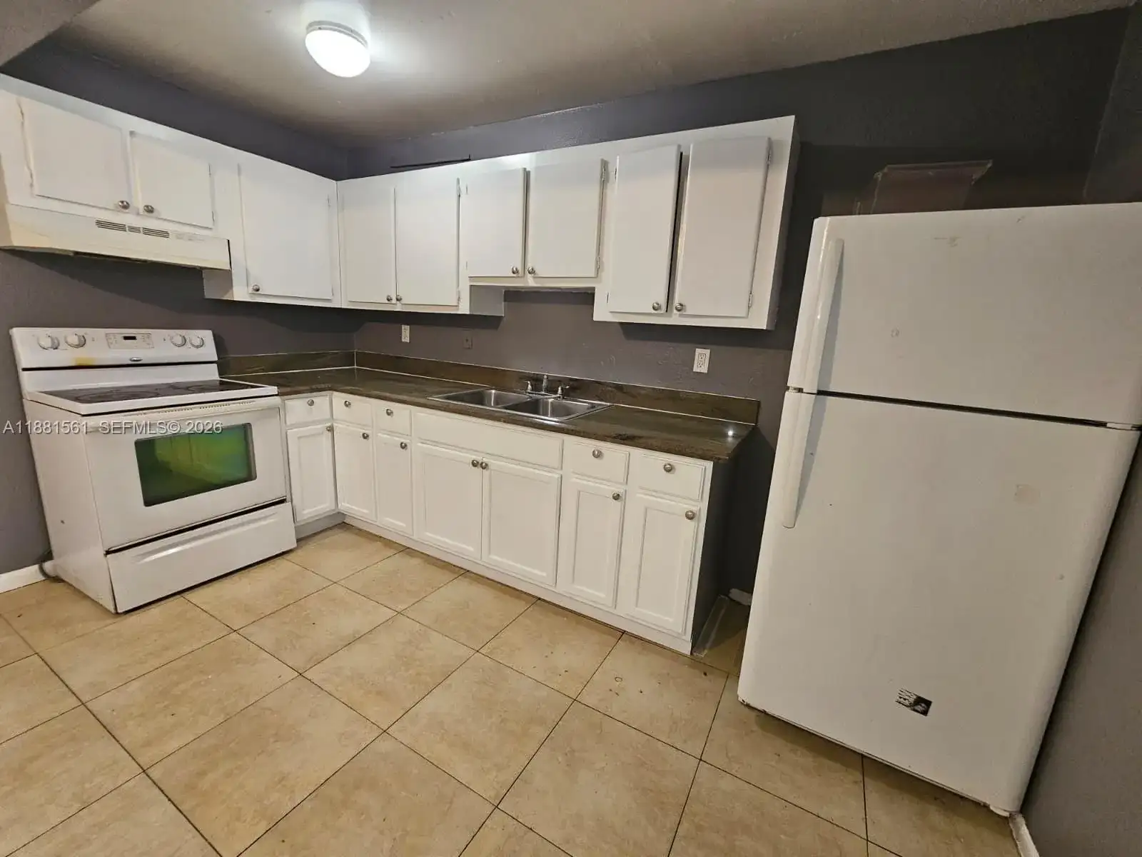 325 SW 80th Ter, North Lauderdale FL 33068 photo 5