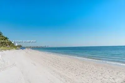609 Ocean Dr # 8G, Key Biscayne FL 33149
