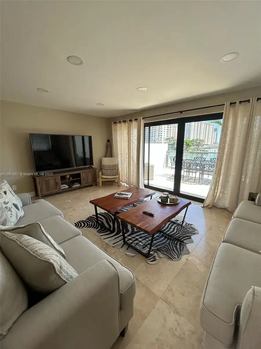 4000 NE 168th St # 110A, North Miami Beach FL 33160 photo 4