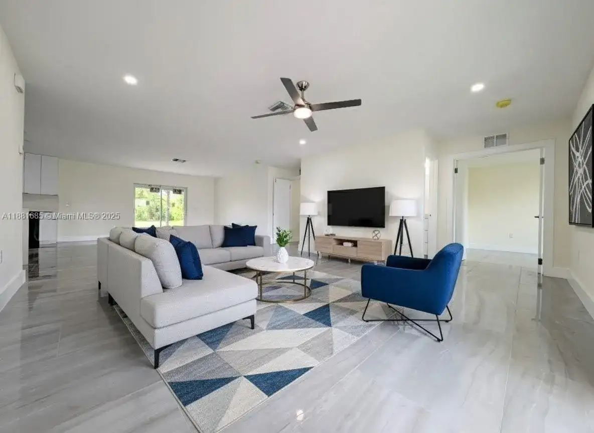 798 Bell Blvd S, Lehigh Acres FL 33974 photo 3