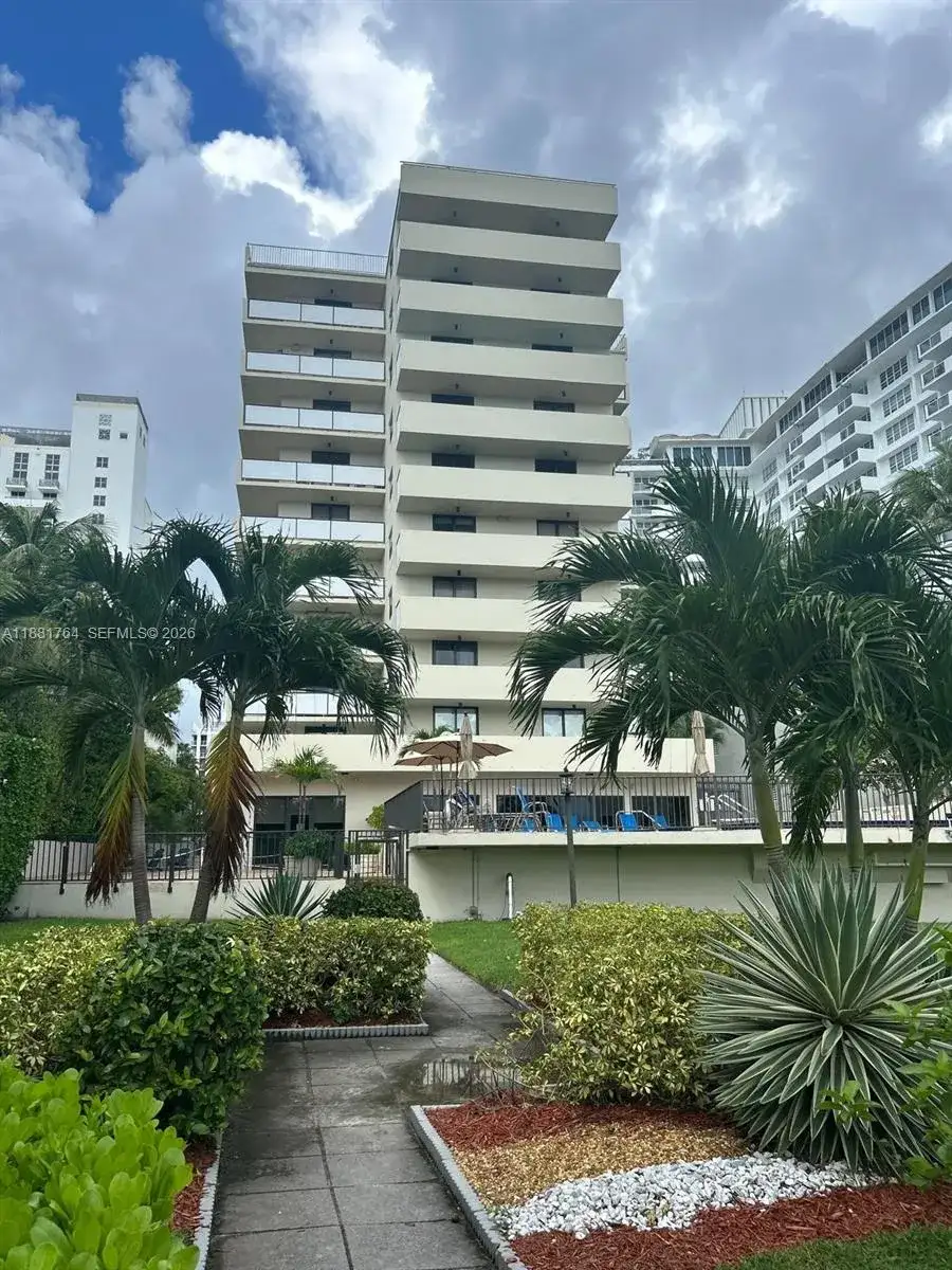 1621 Collins Ave # 701, Miami Beach FL 33139 photo 3