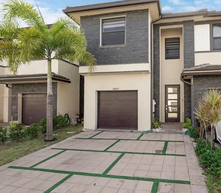 15809 NW 91st Ct, Miami Lakes FL 33018