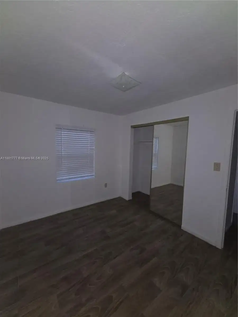 503 N 25th St # B, Fort Pierce FL 34947 photo 2