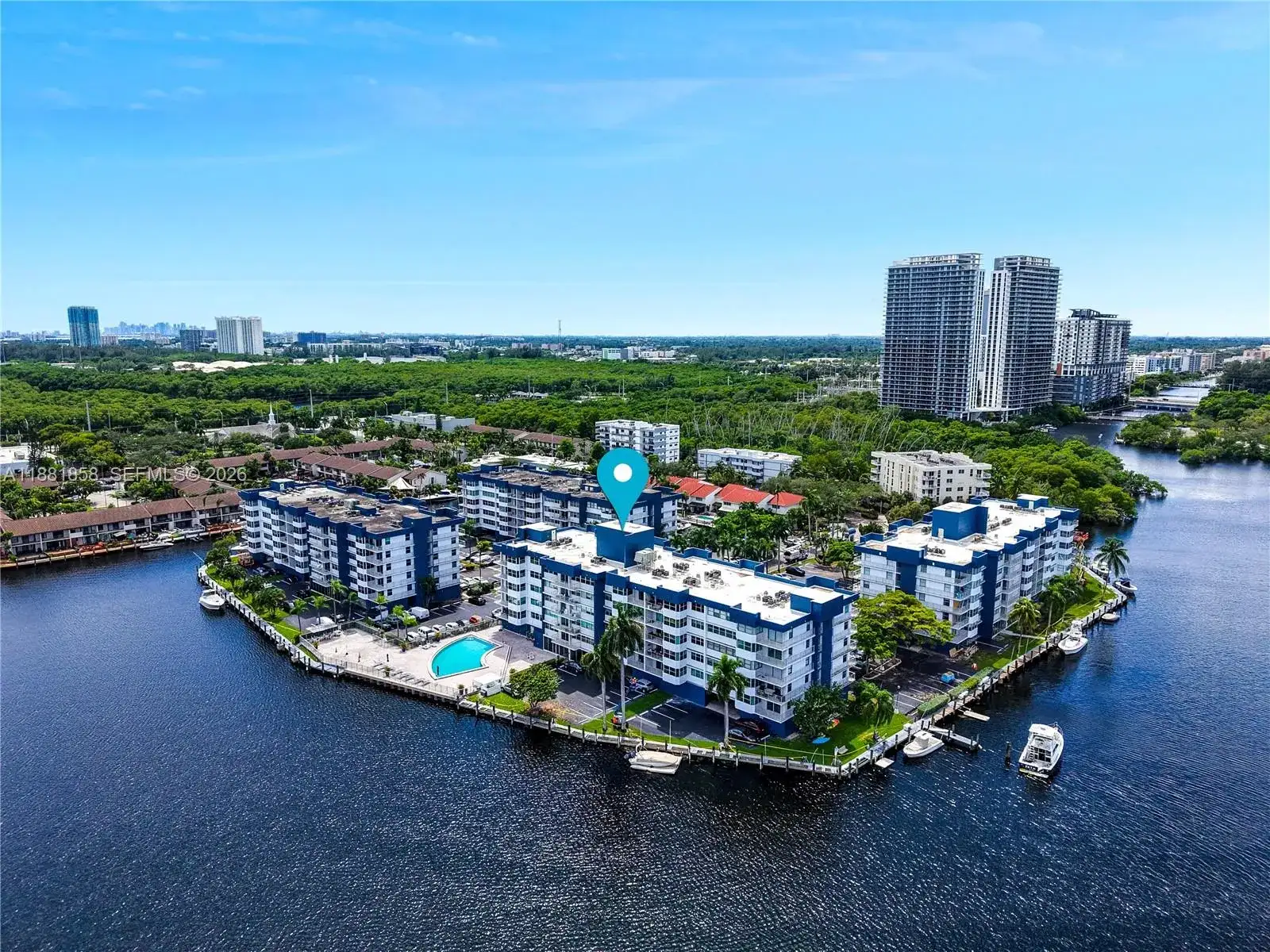 16558 NE 26th Ave # 2A, North Miami Beach FL 33160 photo 4