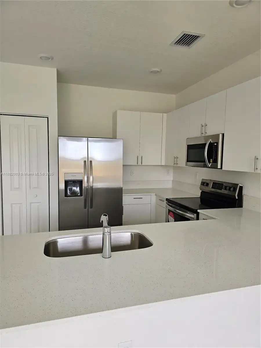13313 SW 285th St, Homestead FL 33033 photo 2