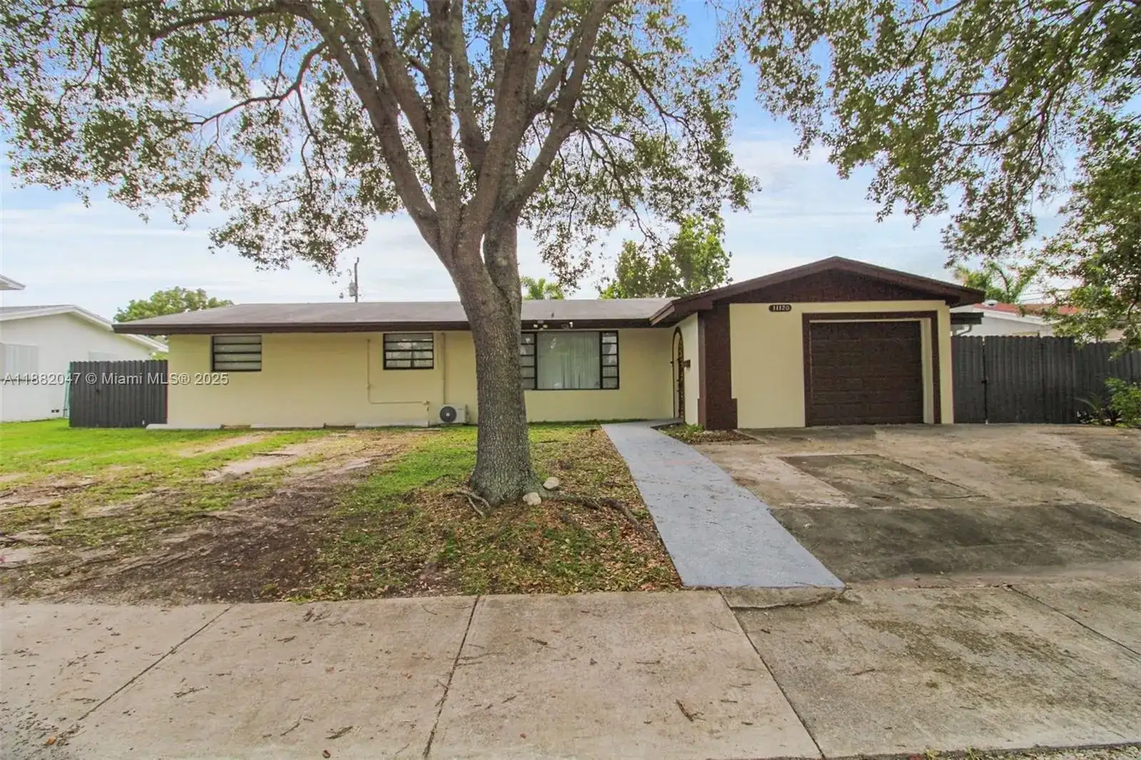 11120 SW 176th St, Miami FL 33157 photo 2