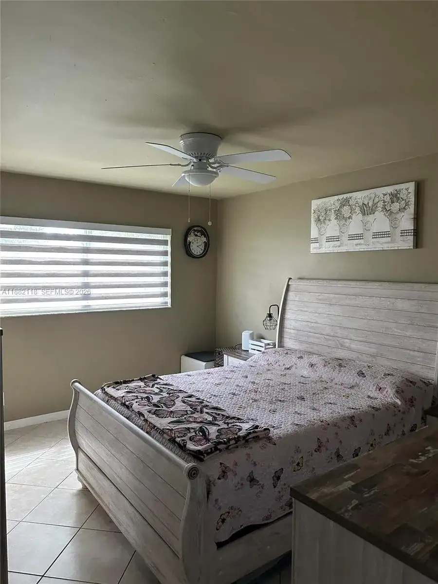 5387 SW 40th Ave # 103, Dania Beach FL 33314 photo 5