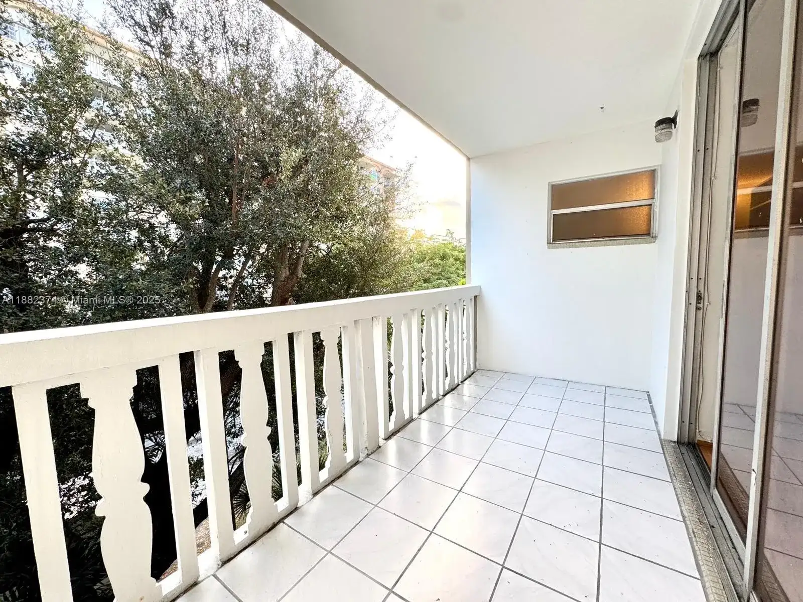 1475 NE 125th Ter # 404B, North Miami FL 33161 photo 4