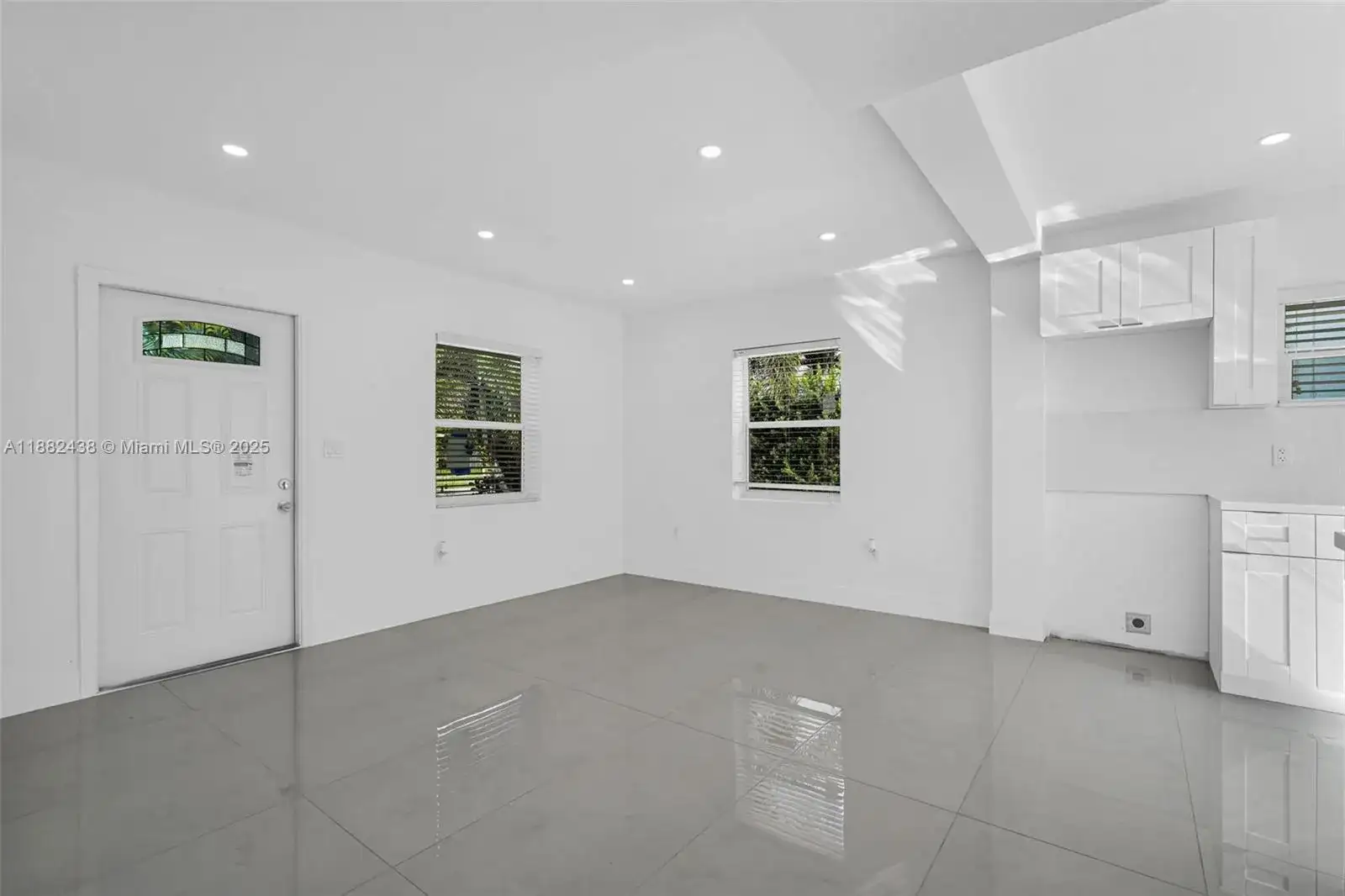 15955 NW 21st Ave, Miami Gardens FL 33054 photo 4