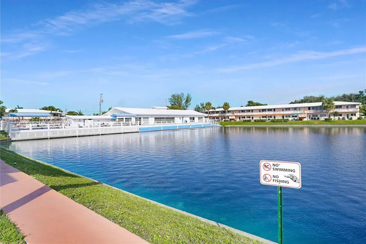 1000 SW 11th Ave # 17E, Hallandale Beach FL 33009