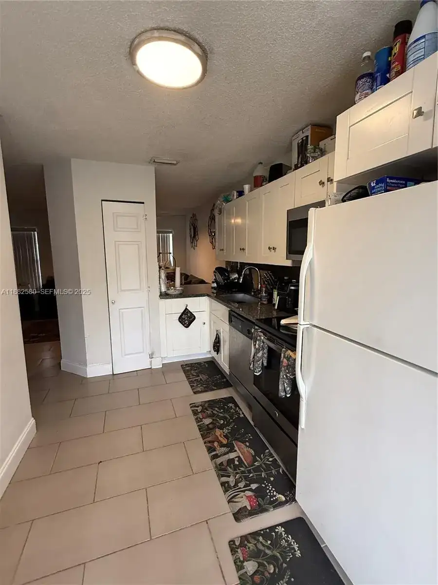 20305 NW 27th Ct, Miami Gardens FL 33056 photo 3