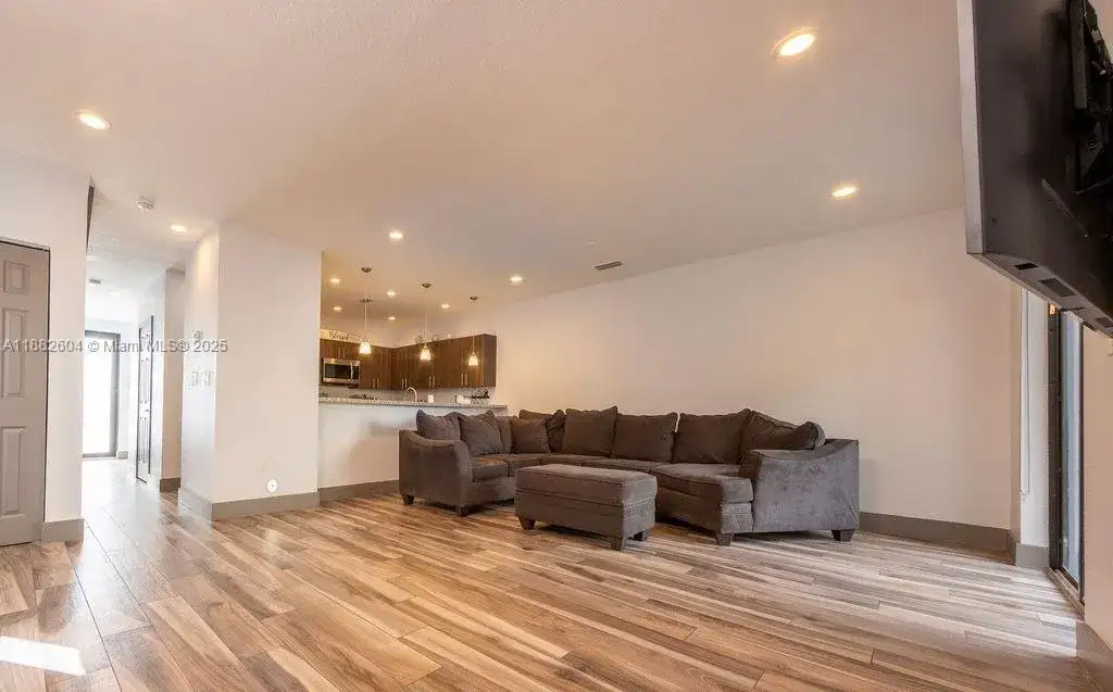 2061 Washington Ave # 4, Opa-Locka FL 33054 photo 4
