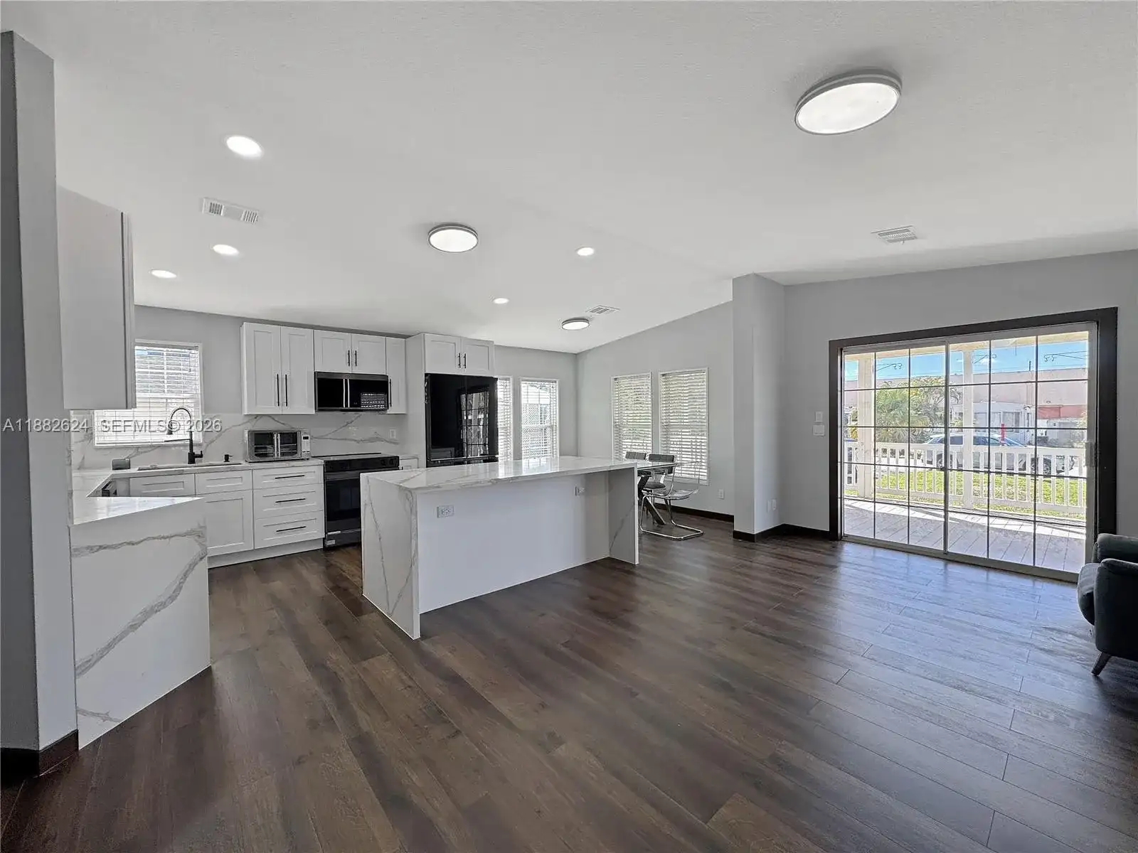 2863 SW 58th Mnr, Dania Beach FL 33312