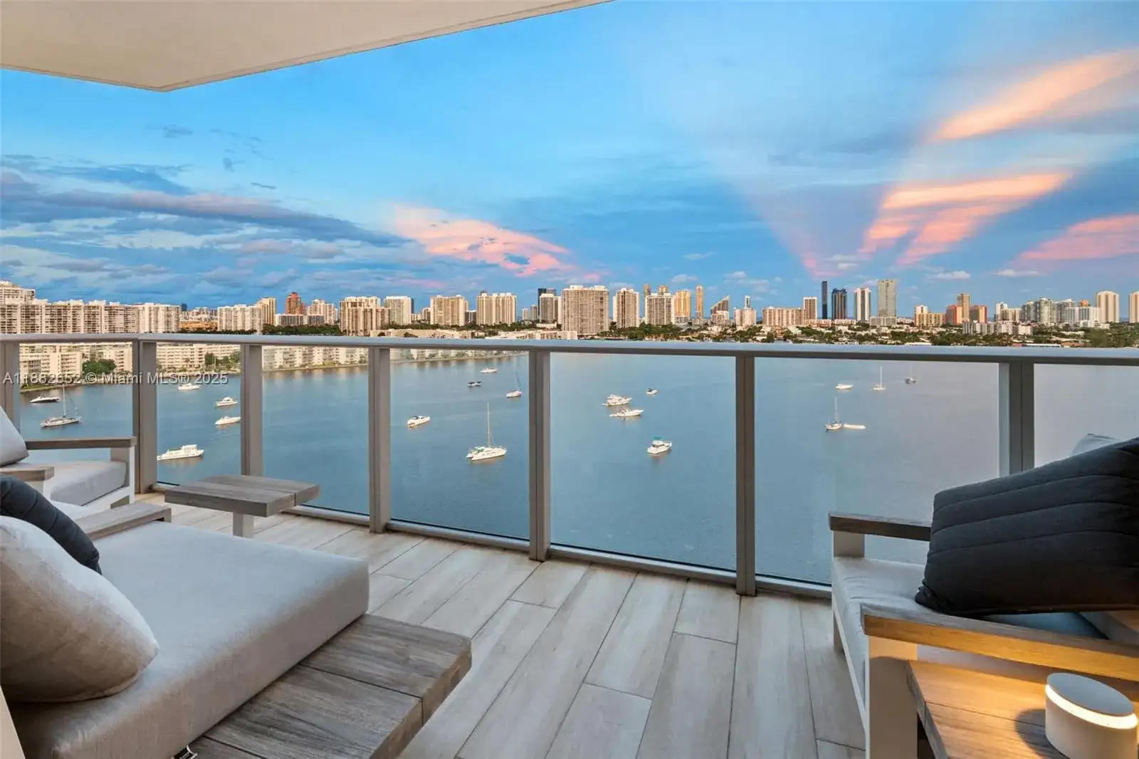 17301 Biscayne Blvd # 1510, North Miami Beach FL 33160 photo 4