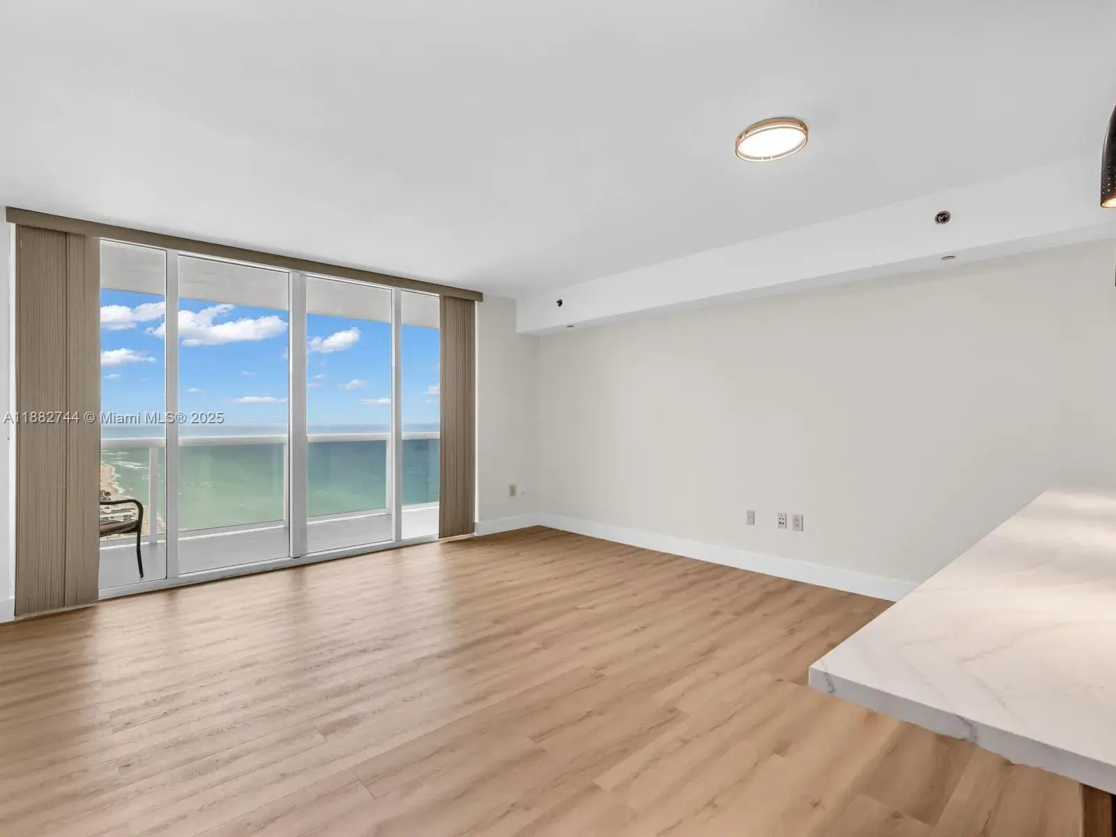 1830 S Ocean Dr # 4312, Hallandale Beach FL 33009