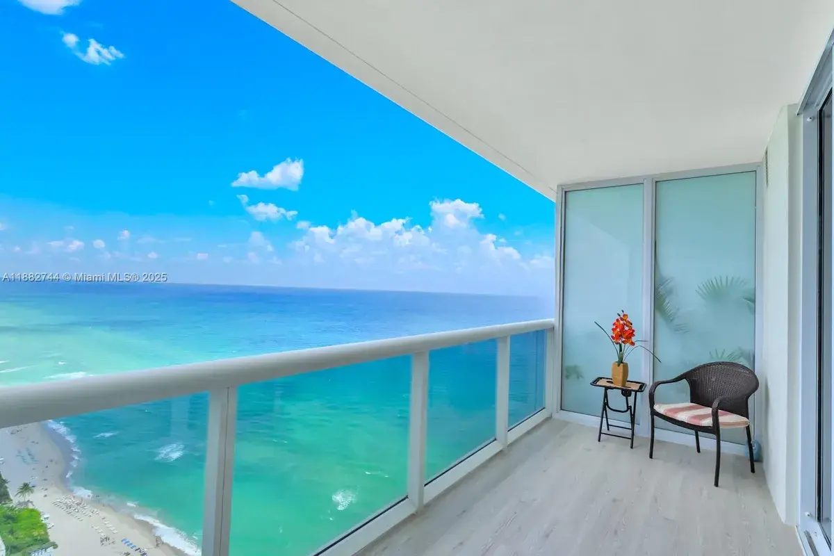1830 S Ocean Dr # 4312, Hallandale Beach FL 33009