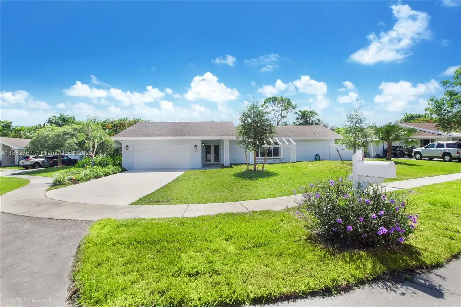 11011 SW 110th Rd, Miami FL 33176 photo 2