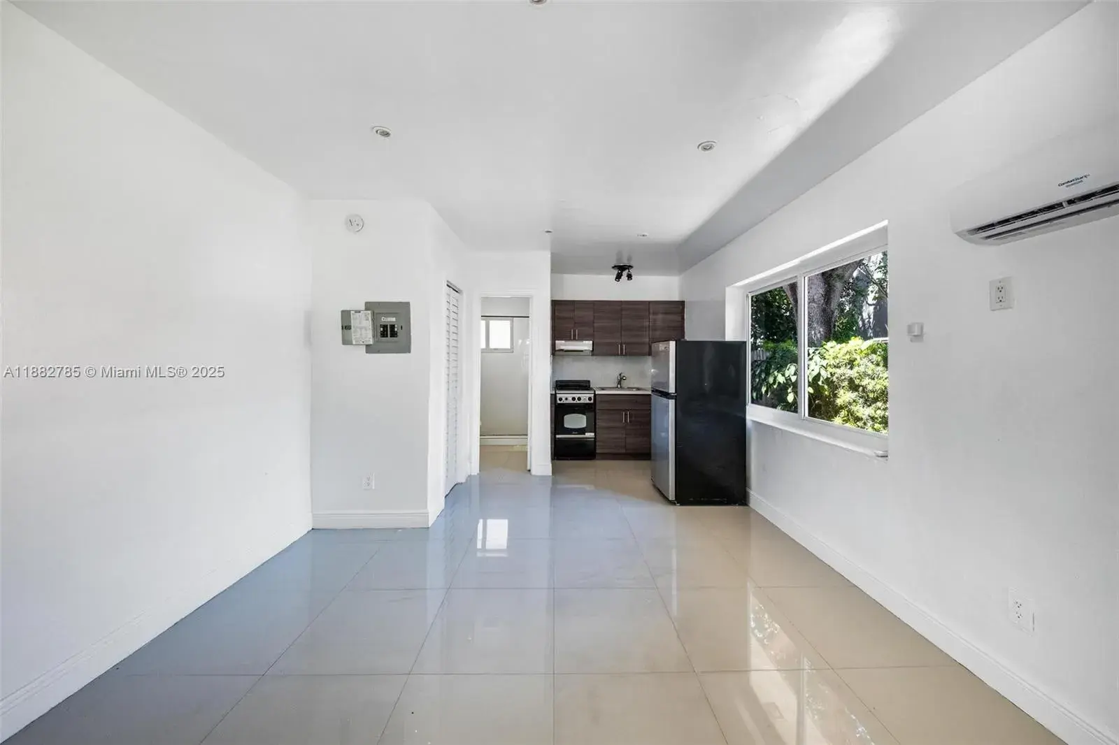 551 NE 61st St # 5, Miami FL 33137