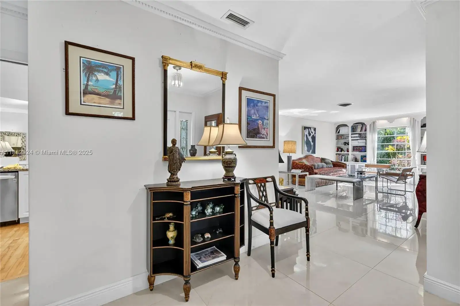 7521 SW 165th Ter, Palmetto Bay FL 33157 photo 2