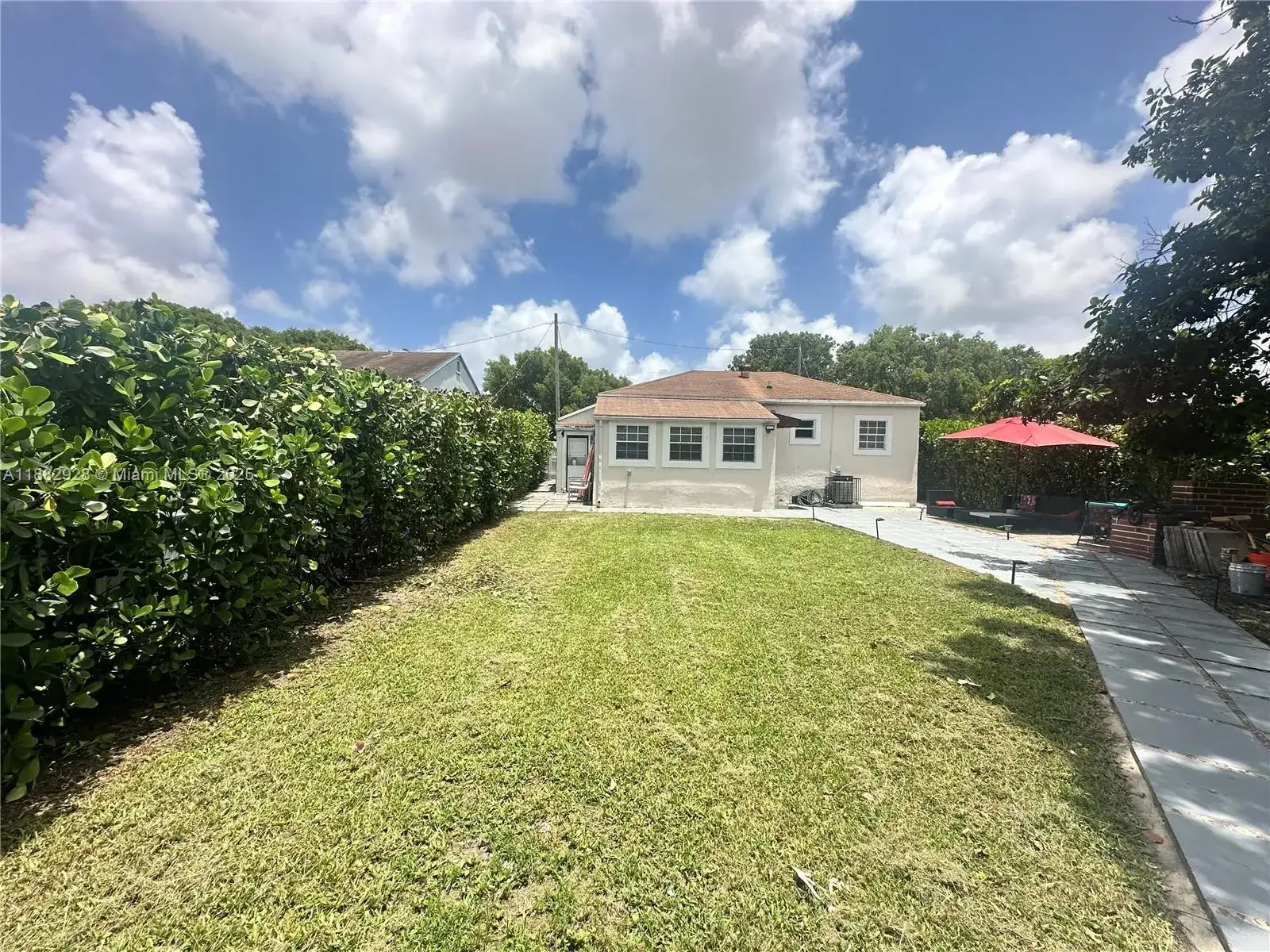 4718 NW 15th Ave, Miami FL 33142 photo 3