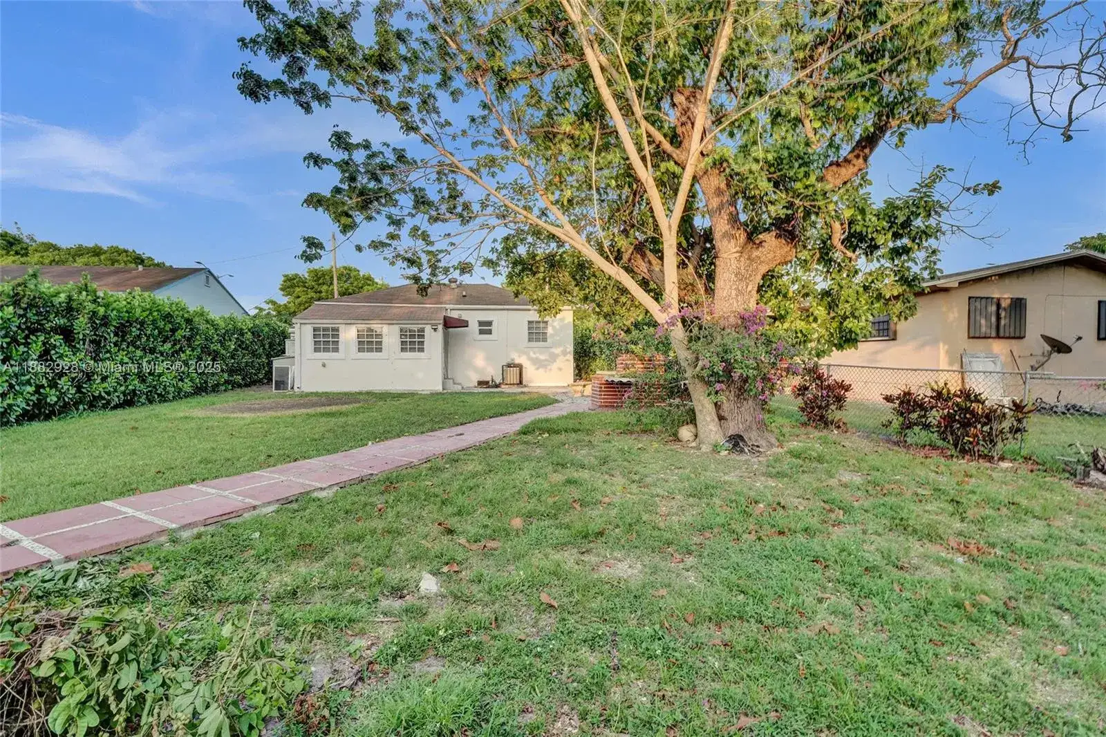 4718 NW 15th Ave, Miami FL 33142 photo 4