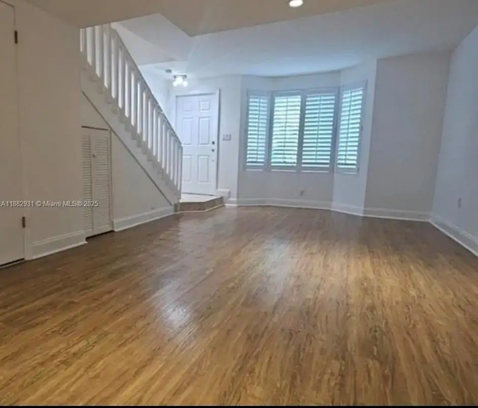 7870 SW 102nd Ln, Miami FL 33156 photo 2