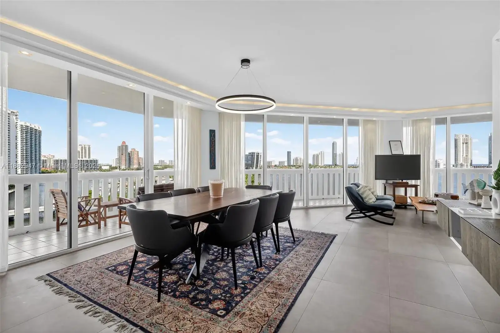3000 Island Blvd # 906, Aventura FL 33160 photo 2