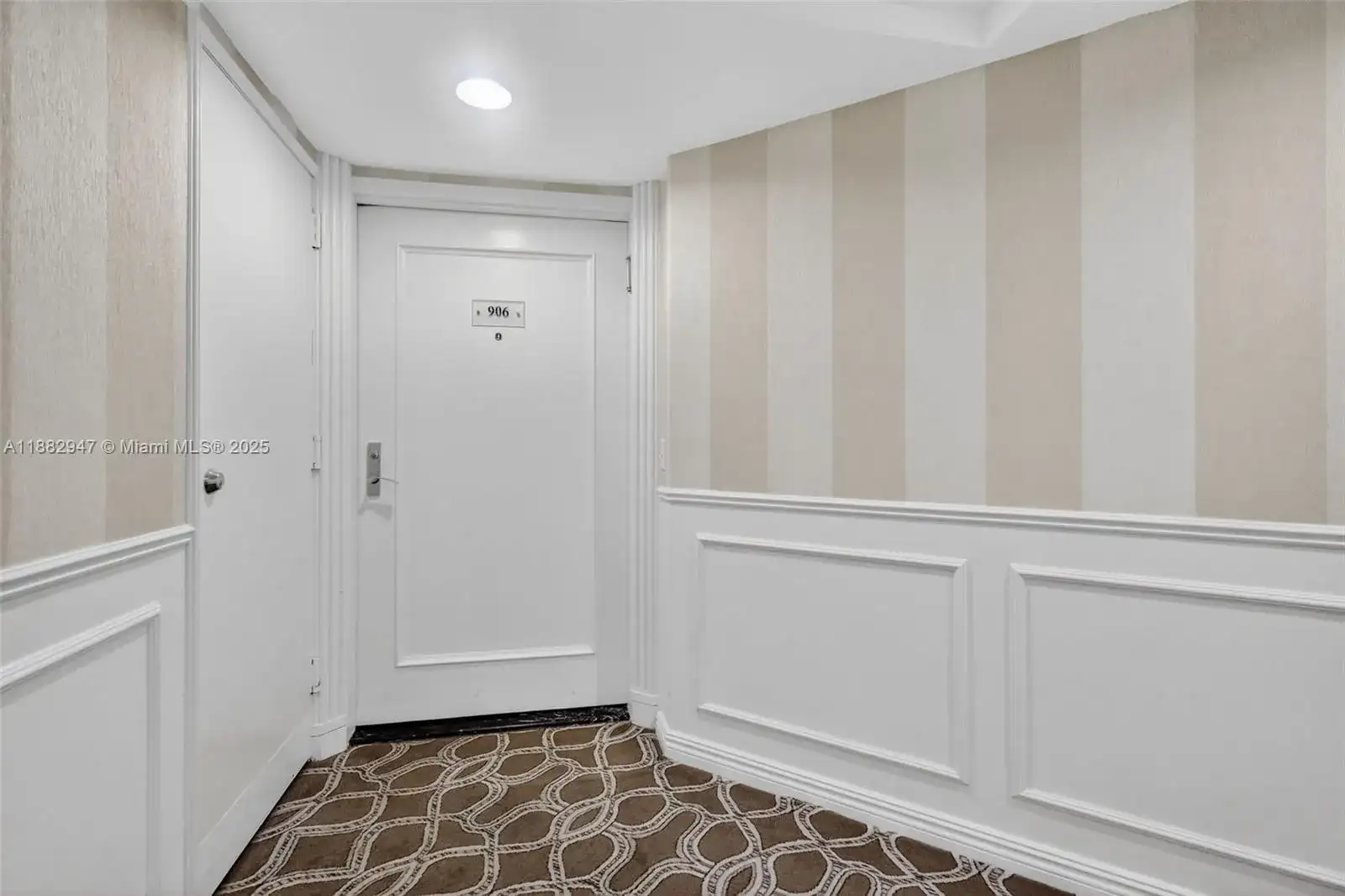 3000 Island Blvd # 906, Aventura FL 33160 photo 5