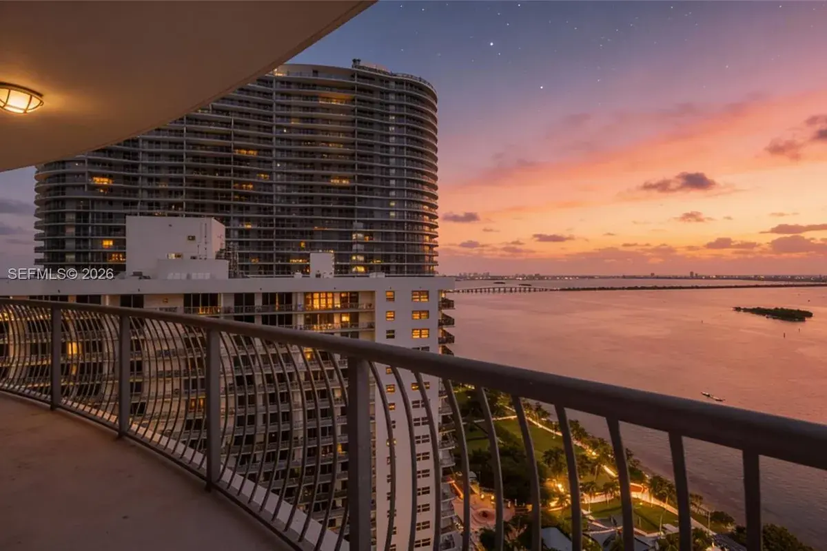 1750 N Bayshore Dr # 3801, Miami FL 33132