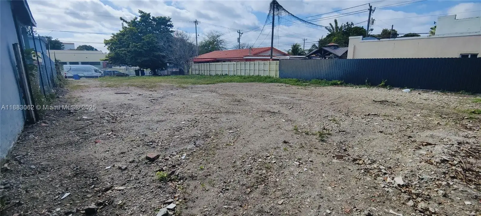 1885 NW 32nd St, Miami FL 33142 photo 3
