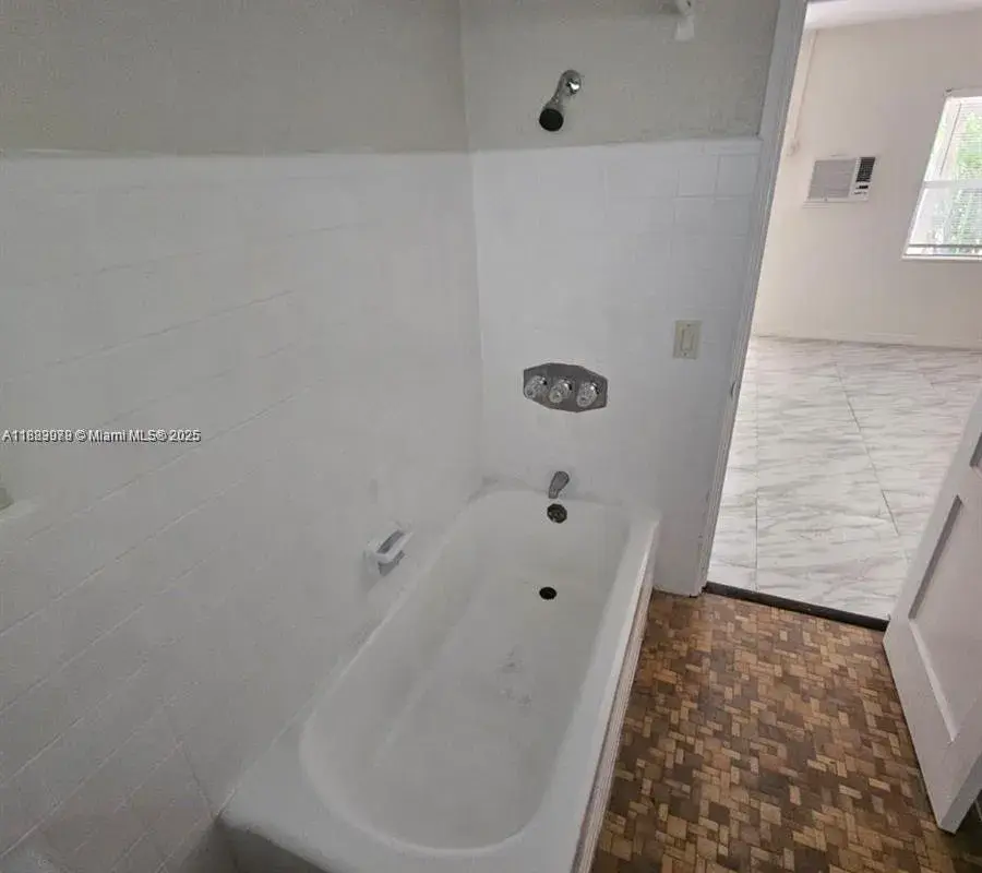 1219 NE 6th St # 1, Fort Lauderdale FL 33304