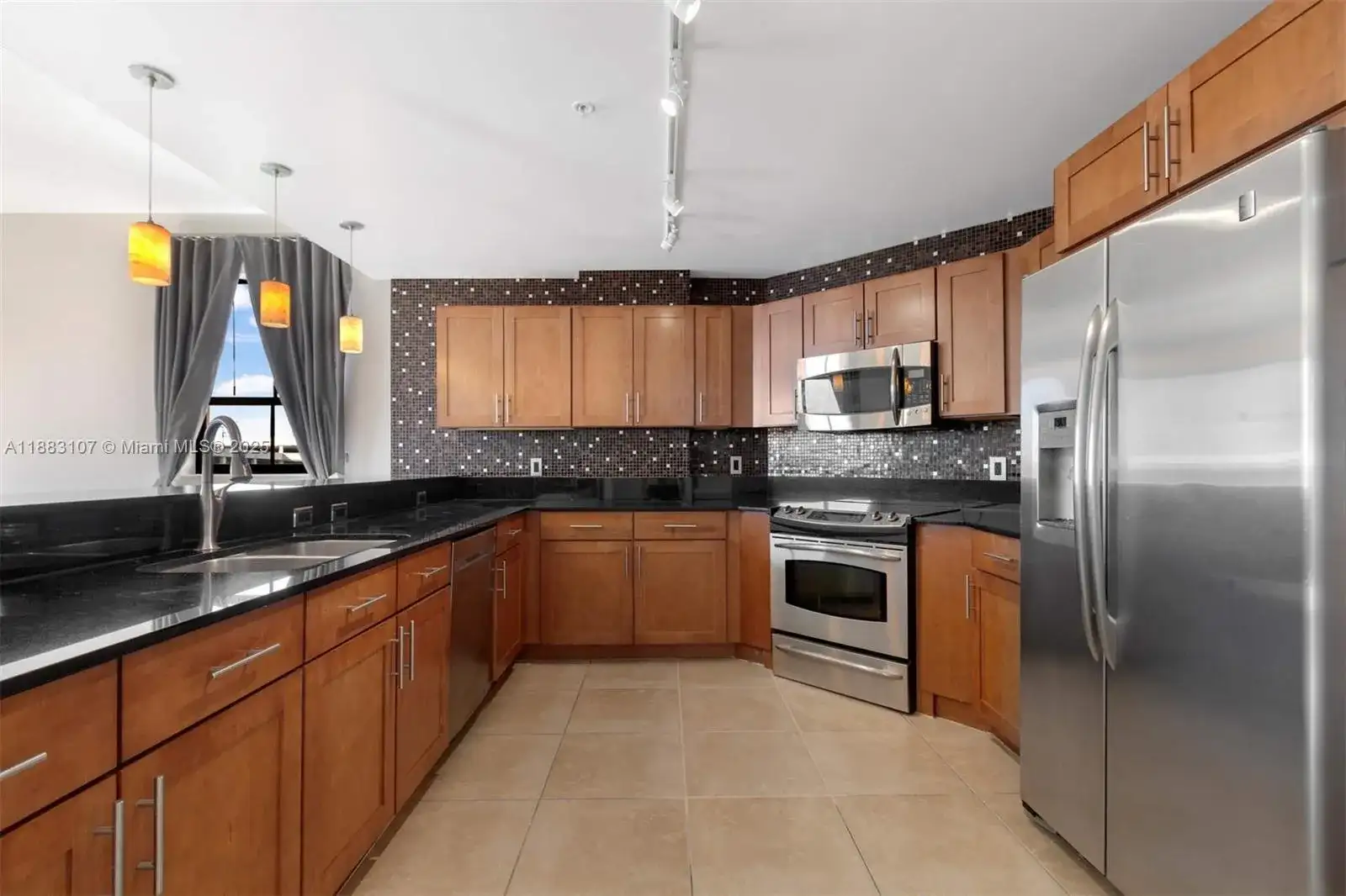 8390 SW 72nd Ave # 412, Miami FL 33143 photo 5