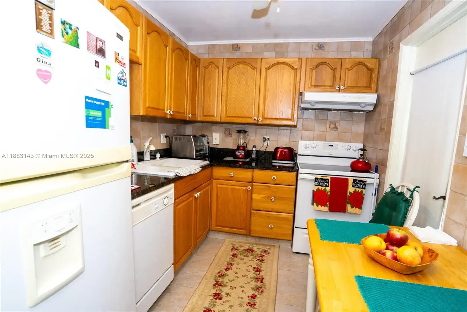1000 NE 14th Ave # 207, Hallandale Beach FL 33009 photo 2