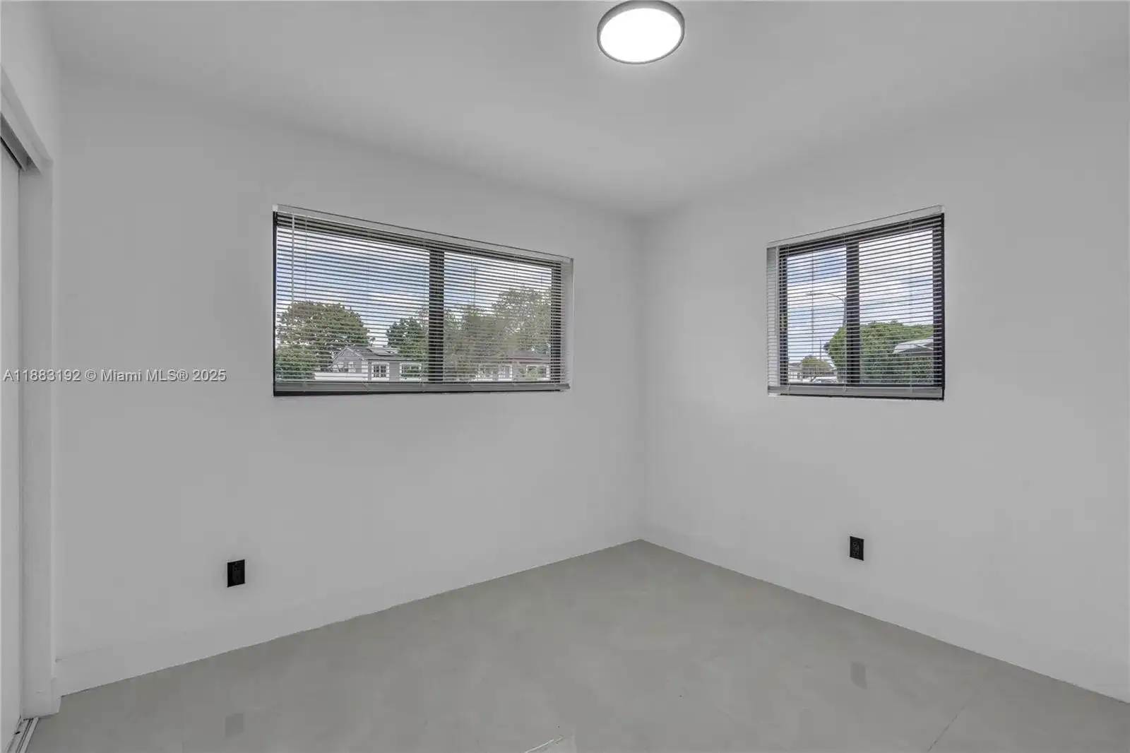 1000 NW 198th St, Miami Gardens FL 33169 photo 4